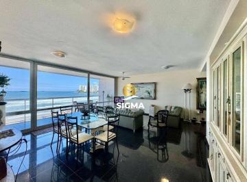 Apartamento · 240m² · 4 Quartos · 2 Vagas · Apartamento em Centro, Guarujá/SP de 240m² 4 quartos à venda por R$ 1.900.000,00