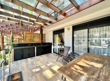 Casa · 250m² · 4 Quartos · 4 Vagas · Casa em Balneario Praia do Perequê, Guarujá/SP de 250m² 4 quartos à venda por R$ 2.450.000,00