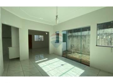 Casa · 93m² · 2 Quartos · 3 Vagas · Casa em Jardim Monte Mor, Botucatu/SP de 93m² 2 quartos à venda por R$ 340.000,00