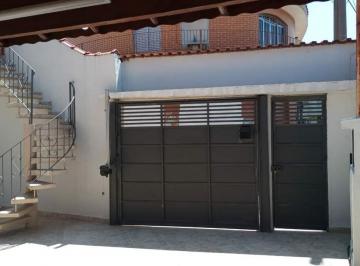 Casa · 166m² · 3 Quartos · 5 Vagas · Sobrado em Vila Zamataro, Guarulhos/SP de 166m² 3 quartos à venda por R$ 490.000,00