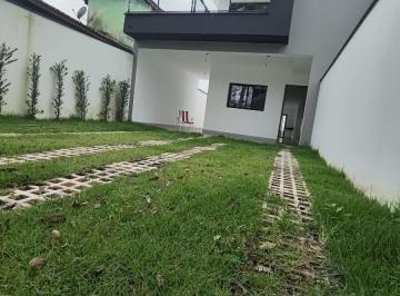 Casa de 3 quartos, Bertioga · Sobrado espetacular, a 200m do mar, no Maitinga
