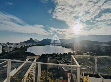 Apartamento · 199m² · 3 Quartos · 3 Vagas · Maravilhosa cobertura com três quartos e vista panorâmica para a Lagoa!