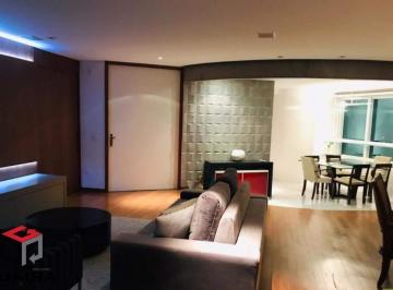 Apartamento · 205m² · 3 Quartos · 3 Vagas · Apartamento de 205m² no Bairro Jardim