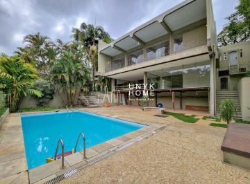 Casa · 900m² · 7 Quartos · 8 Vagas · Casa em Rua Fechada no Morumbi, segurança, espaço e conforto com área construída de 900 m².