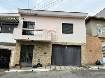 Casa · 184m² · 3 Quartos · 2 Vagas · Sobrado - 3 quartos, cozinha, sala de jantar, sala de estar, quintal, churrasqueira, 2 vagas.