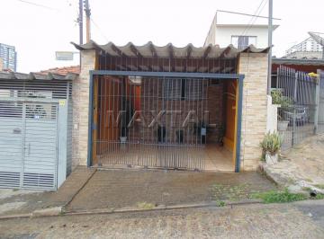Casa · 100m² · 3 Quartos · 2 Vagas · Casa com 2 vagas de garagem, 100m², 3 quartos 1 suíte, 2 banheiros, quintal e área de serviço.