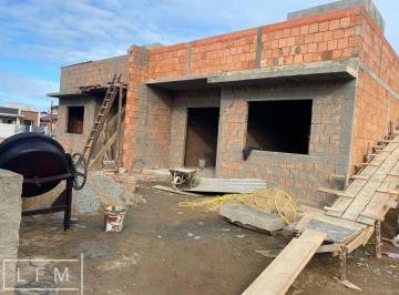 Casa · 70m² · 2 Quartos · 1 Vaga · casa térrea a venda em Balneário Piçarras Sc