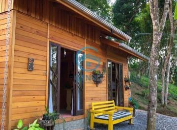Canelinha/SC - Casa de Campo em Meio a Natureza com Terreno de 1.554m².

- Chalé · Casa de Campo em Meio a Natureza com Terreno de 1.554m² à venda em Canelinha/SC