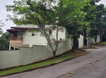 Casa · 398m² · 4 Quartos · 3 Vagas · Condomínio com 4 quartos à venda em Caraguatá - SP
