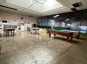 Foto 01 · Aluguel Galpão/Quadra Poliesportiva 630m² - Cozinha, Banheiros, Piso Madeira ? R$ 7.500/mês