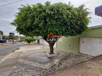 Casa de 4 quartos, Brasília · QNC 08, TAGUATINGA NORTE, 350M², VAGAS 03 CARROS, 04 QUARTOS SENDO 02 SUÍTES
