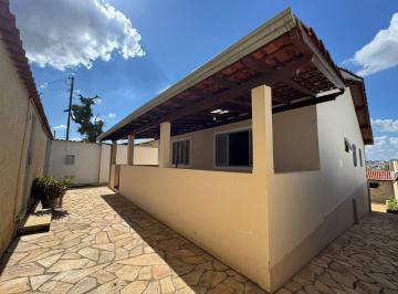 Casa de 3 quartos, Varginha · CASA A VENDA NO REZENDE - VARGINHA - MINAS GERAIS.