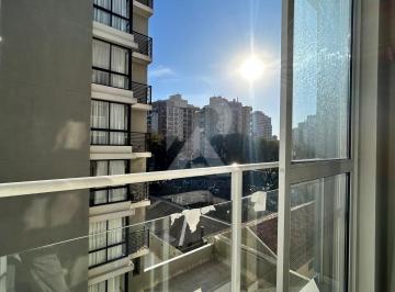 Apartamento · 34m² · 1 Quarto · 1 Vaga · Apartamento com um dormitório e vaga de garagem no Portão!
