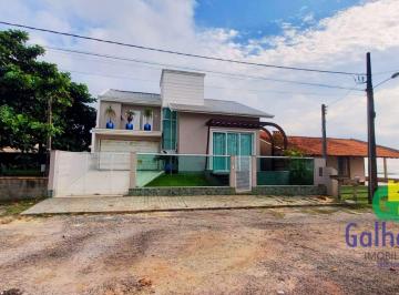 c0dfb436611cabcff45c44ee9487152c65cbd162 · Sobrado com 3 suites à venda, 241,68 m² por R$ 2.300.000 - Itapoá - Itapoá/SC