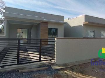 86dcbb7b4bc0390cbbfd2604db95f5ad529ef660 · Casa com 3 dormitórios sendo 1 suíte à venda, 85 m² por R$ 430.000 - Nascimento - Itapoá/SC