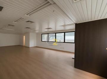 Comercial · 88m² · 3 Vagas · Conjunto comercial á venda em Cerqueira César, 2 salas, 3 vagas de garagem.
