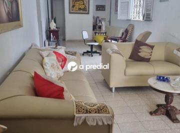 Casa · 319m² · 5 Quartos · 6 Vagas · Casa Padrão em Fortaleza