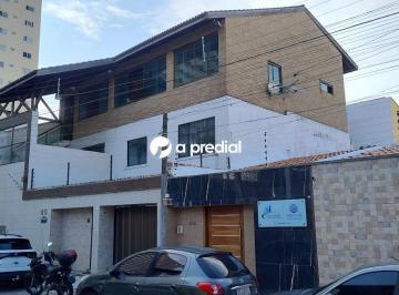Casa · 553m² · 5 Quartos · 4 Vagas · Casa Triplex: Conforto, Elegancia e Potencial Comercial em Cada Detalhe!