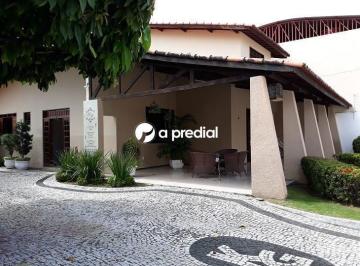 Casa · 330m² · 4 Quartos · 3 Vagas · Casa Padrão em Fortaleza