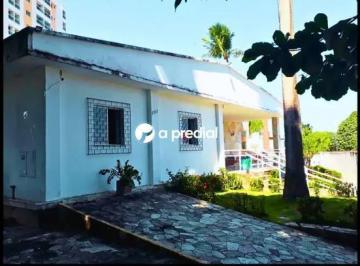 Comercial · 400m² · 10 Quartos · 15 Vagas · Comercial Ponto Comercial em Fortaleza