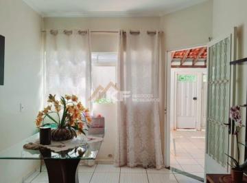 Casa · 75m² · 3 Quartos · 2 Vagas · Casa à Venda no Vila Pompeia - Ribeirão Preto / SP
