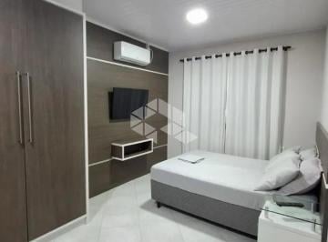 705697_irmHgQd747_7056976890e0933e0f1.jpg · Casa com 3 Quartos, Piscina e Área Gourmet