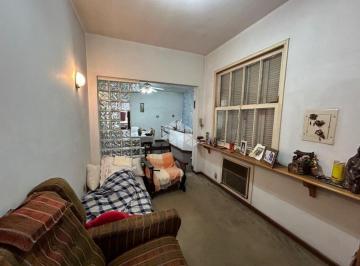 706013_ia2ebF4D_7060136893cd7088179.jpg · Apartamento à venda 3 Dormitórios com Lareira, Churrasqueira e Dependência Completa -São João- Porto