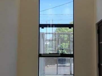 Casa · 77m² · 2 Quartos · 2 Vagas · Casa para Venda no Jardim Nova Andrarina em Foz do Iguaçu