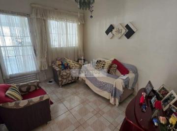 Casa · 118m² · 3 Quartos · 3 Vagas · Casa Térrea com 3 Quartos para Comprar, 118m² - Vila Guiomar, Santo André/SP.
