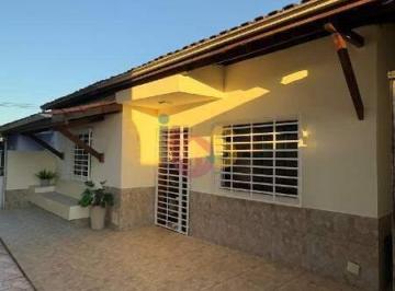 Casa · 80m² · 1 Quarto · 1 Vaga · Vendo Casa