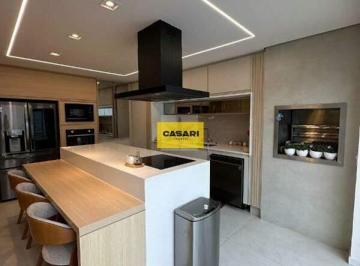 Casa · 199m² · 3 Quartos · 4 Vagas · Sobrado com 3 suítes no Bairro Nova Petópolis - São Bernardo do Campo