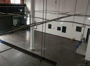 Comercial · 200m² · Salao para locação com 200m² em Itaquera