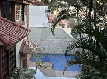 Casa · 480m² · 3 Quartos · 3 Vagas · Excelente casa em local estratégico de Santana. 3 domitórios com piscina.