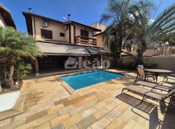 Casa · 235m² · 3 Quartos · 4 Vagas · Condomínio Terras do Oriente - Casa com piscina e 3 quartos à venda no Condomínio Terras do Oriente