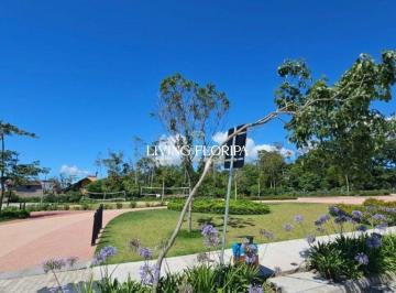 Terreno · 390m² · Terreno em loteamento fechado com 389,62m², Campeche, Florianópolis/SC