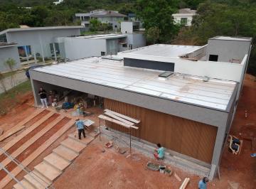 Casa de 4 quartos, Brasília · VENDO CASA NOVA NO CONDOMÍNIO SANTA MÔNICA