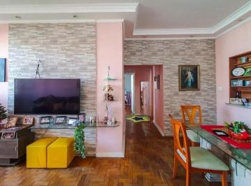 Apartamento · 117m² · 3 Quartos · Apartamento de 3 quartos na Vila Mariana, SP: 117m², 1 suíte, 2 banheiros. Excelente oportunidade de