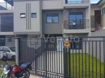 Casa de 3 quartos, Curitiba ·  Sobrado à venda no Uberaba – Curitiba/PR