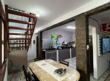 Foto 01 · Casa à venda em Barra de São João-RJ: 2 quartos, 1 suíte, 1 sala, 3 banheiros, garagem e 87m²!