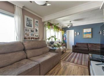 Apartamento · 82m² · 2 Quartos · 1 Vaga · Imperdível oportunidade de adquirir apartamento de 2 quartos, 2 banheiros e 1 vaga no Campo Belo, Sã