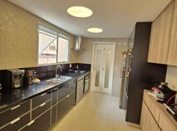 Apartamento · 136m² · 5 Quartos · 3 Vagas · Apartamento de Luxo à Venda em São Paulo-SP, no Bosque da Saúde! 5 Quartos, 3 Suítes, 5 Banheiros, 3