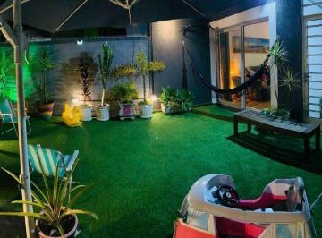 Casa · 158m² · 3 Quartos · 2 Vagas · Sobrado à venda no Jabaquara, São Paulo-SP: 3 quartos, 2 suítes, 3 banheiros, 2 vagas, 158m². Venha