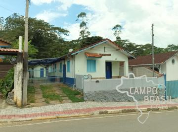 Foto 01 · Casa com terreno de 1.300m², com edícula e rancho de churrasqueira! Localização privilegiada em Mont