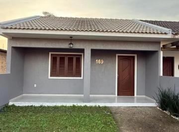 Casa · 77m² · 2 Quartos · 1 Vaga · Casa Mobiliada em Bairro de Moradores em Tramandaí