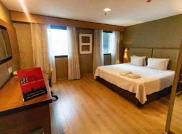Apartamento · 27m² · 1 Quarto · 1 Vaga · Flat Bourbon Ibirapuera em Moema disponível para locação localizado na Avenida Ibirapuera.