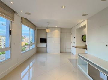 Apartamento · 72m² · 3 Quartos · 2 Vagas · Apartamento com 3 quartos (1 suíte) e 2 vagas no Bairro Passo da Areia.