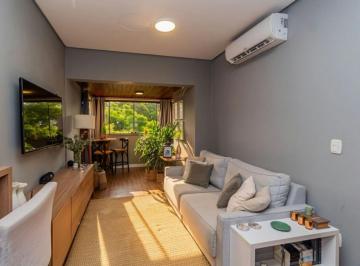 Apartamento · 102m² · 1 Quarto · 1 Vaga · Cobertura semi mobiliada 1 quarto,1 vaga e elevador no bairro Cristo Redentor