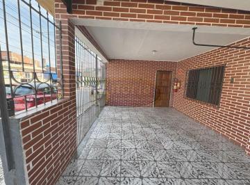 Casa · 170m² · 2 Quartos · 1 Vaga · CASA TERREA - BATISTINI