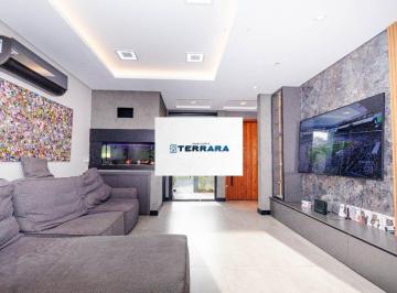 Casa · 225m² · 4 Quartos · 4 Vagas · Casa com 4 quartos e 4 vagas em Canoas.