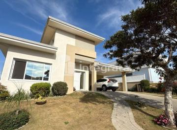 Casa · 288m² · 4 Quartos · 2 Vagas · Casa com 4 quartos à Venda, Bortolan Norte II - Poços de Caldas